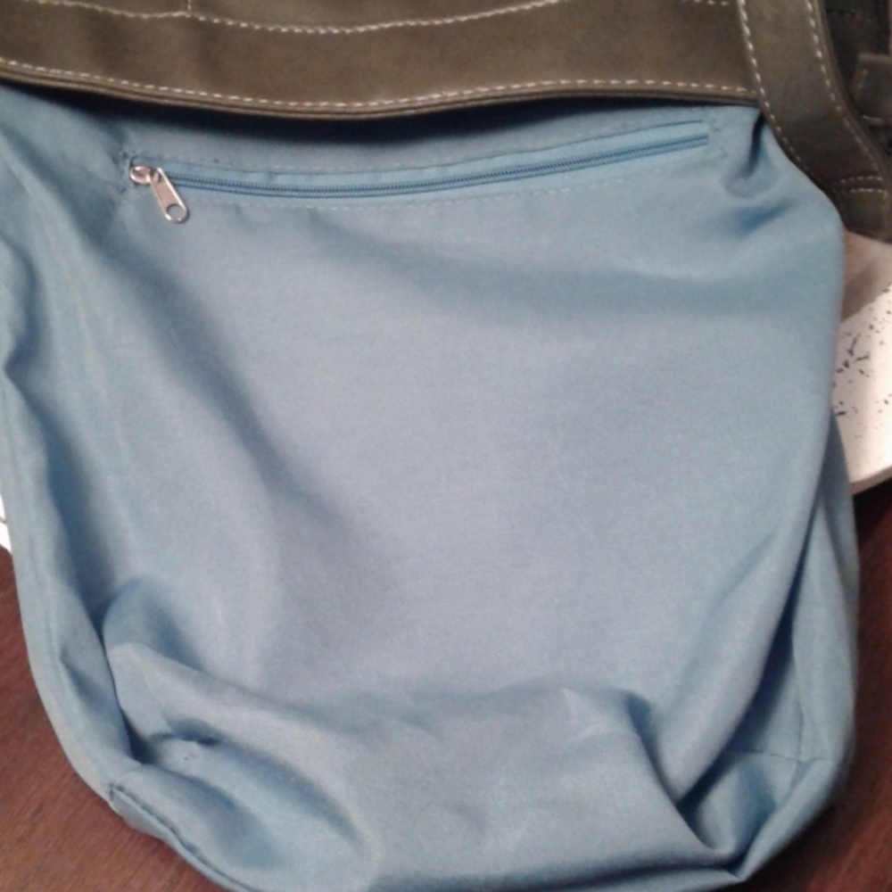 Shoulder Bag - Picture 5 of 6